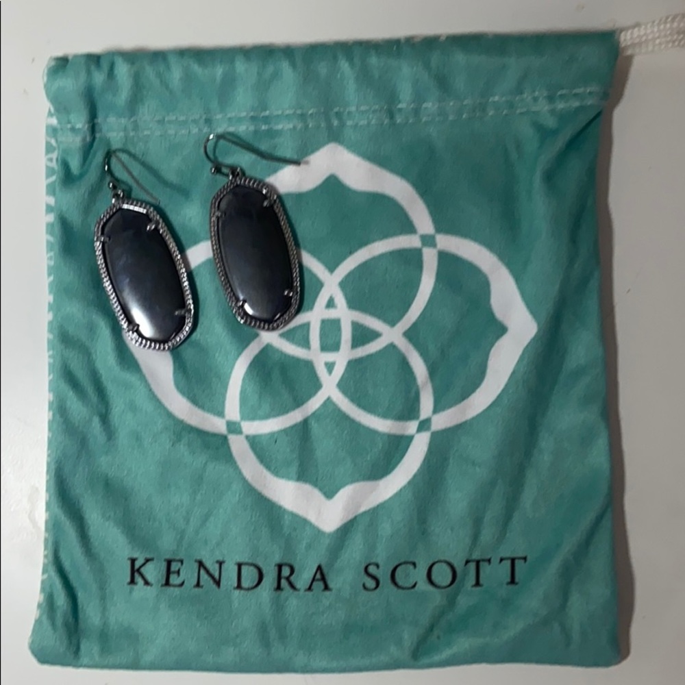 AUTHENTIC Kendra Scott Elle Gunmetal Earrings